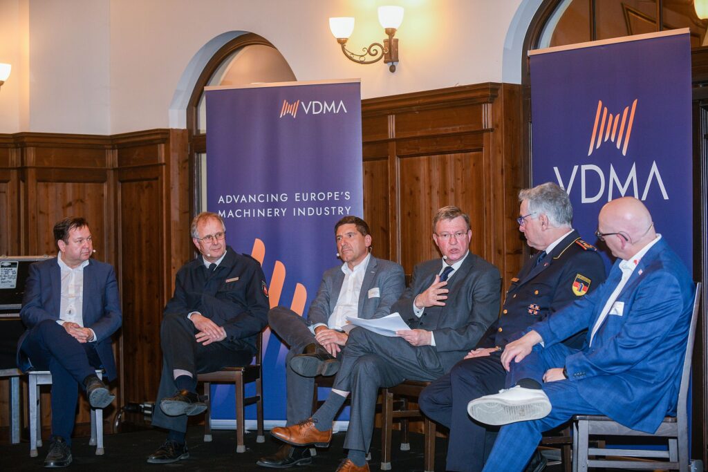 DFV - Parlamentarischer Abend des VDMA im Zollpackhof in Berlin. (Foto: Katrin Neuhauser)